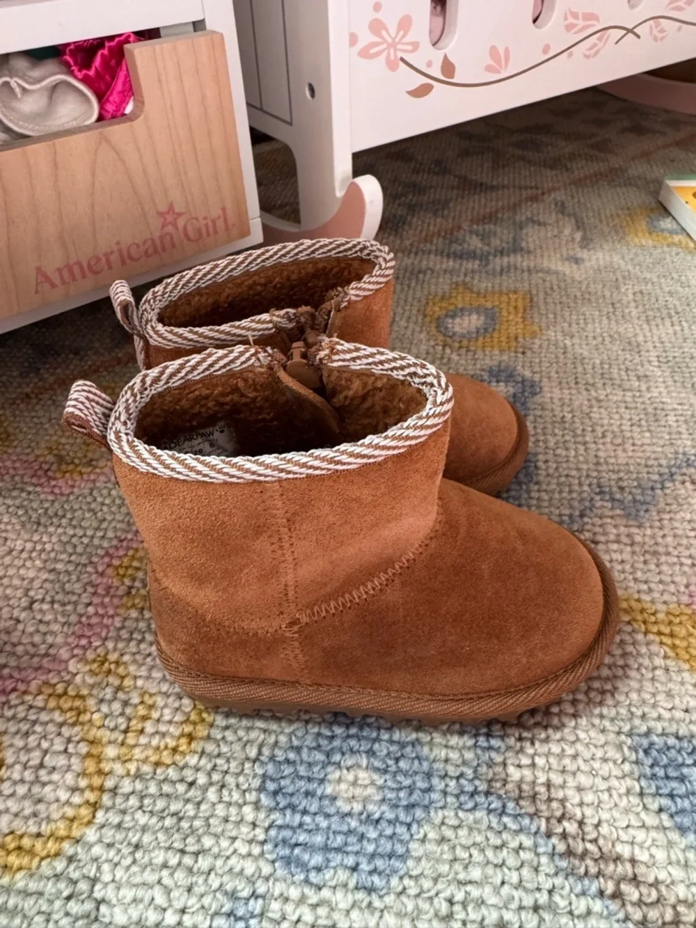 BearPaw Kids Suede Ankle Boots in Chestnut